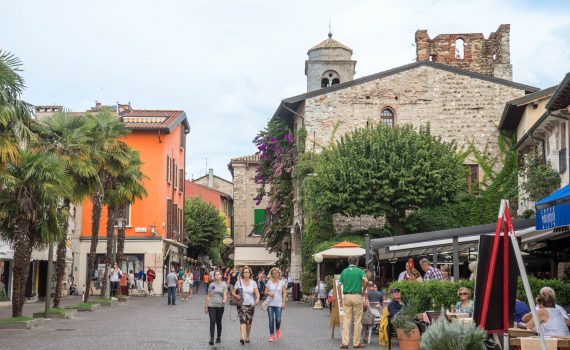 Presentarte en italiano